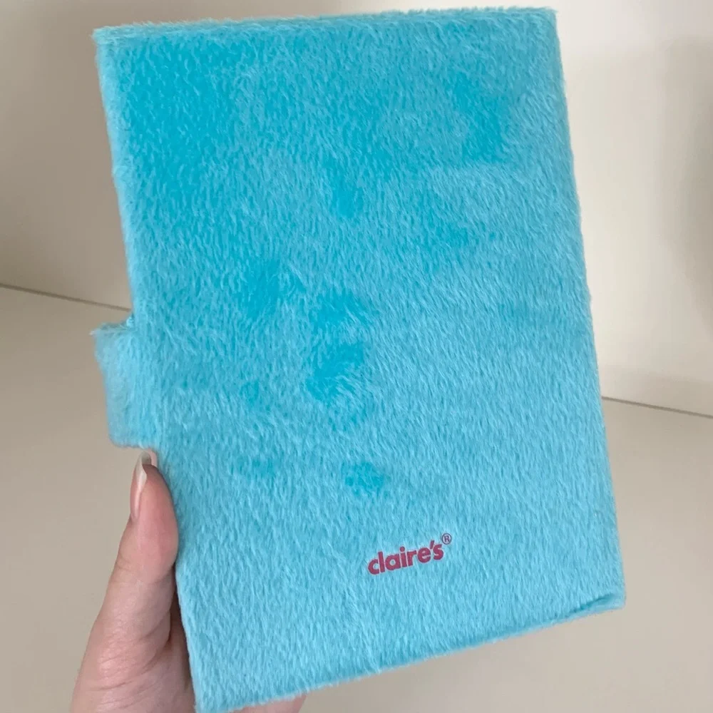 Y2k Claire’s furry diary